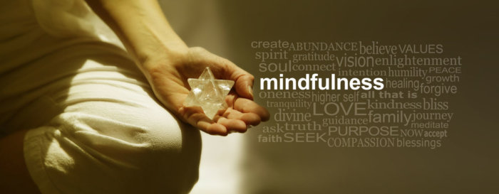 マインドフルネス　【瞑想】だけでなくやる気を起こし、今やるべきことに集中する！その効果とやり方